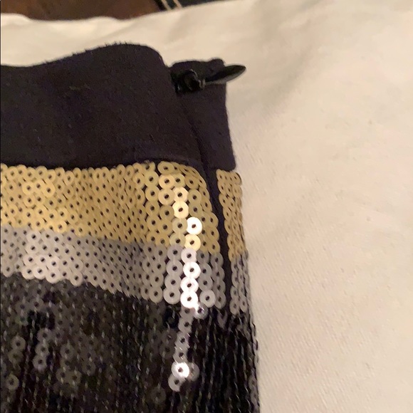 Bebe Sequin skirt in gold, black, silver & bronze - Picture 4 of 6